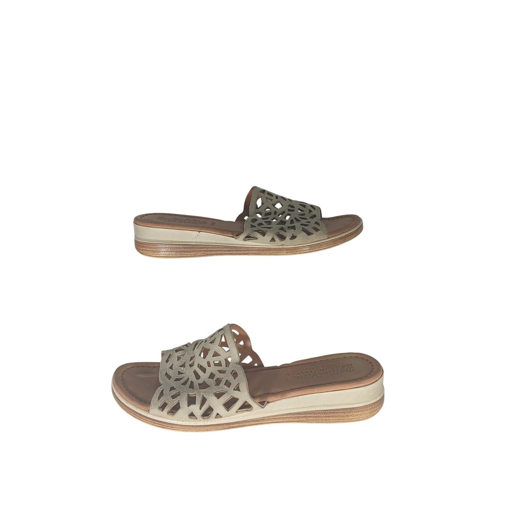 Bella Vita Laser Cut Wedge Sandals 8.5N Cream Italian Leather Boho Chic